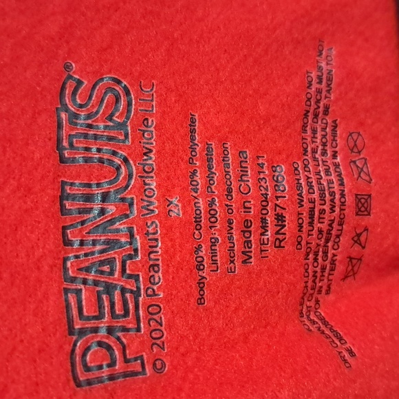 Peanuts Snoopy & Woodstock Christmas 2020 Red 2X Sweatshirt PTP:25" Length 26.5" - Picture 3 of 7